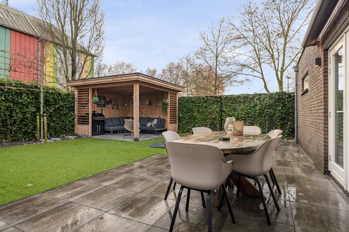 Foto 40 van Leuskenhei 2