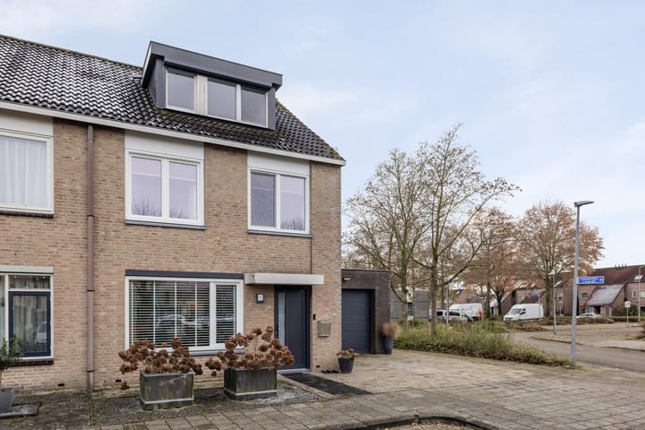 Foto 46 van Leuskenhei 2