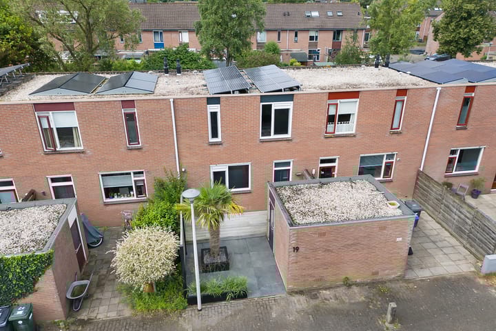 Foto 3 van Van Limburg Stirumware 19