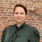 Daniëlle de Hollander - Commercial Employee