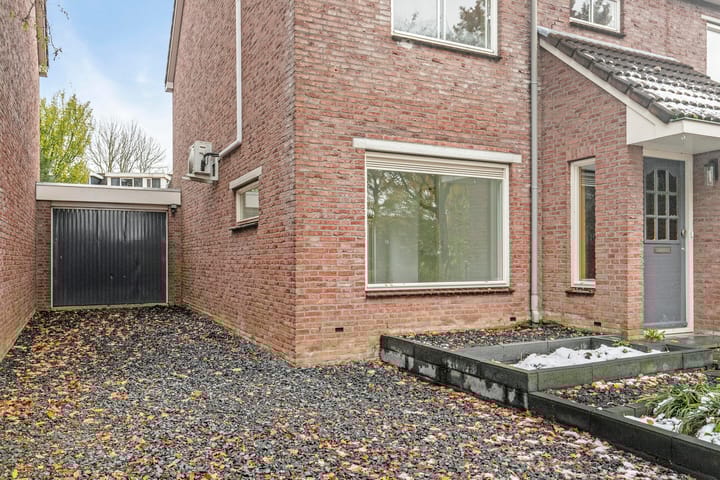 Foto 5 van Vicarije 15