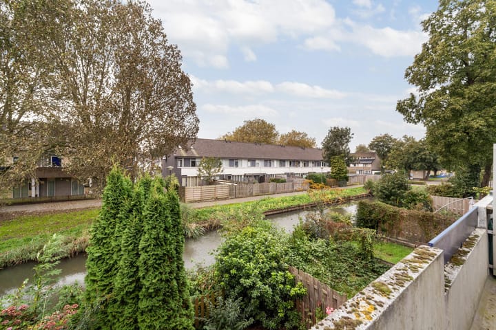 Foto 10 van Bloemstede 423