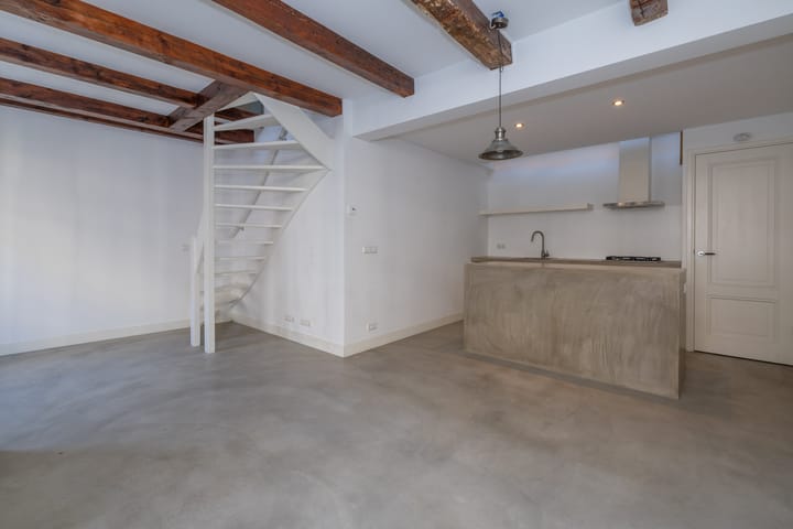 Foto 9 van Middenstraat 60