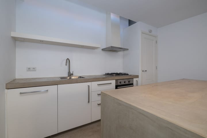 Foto 11 van Middenstraat 60