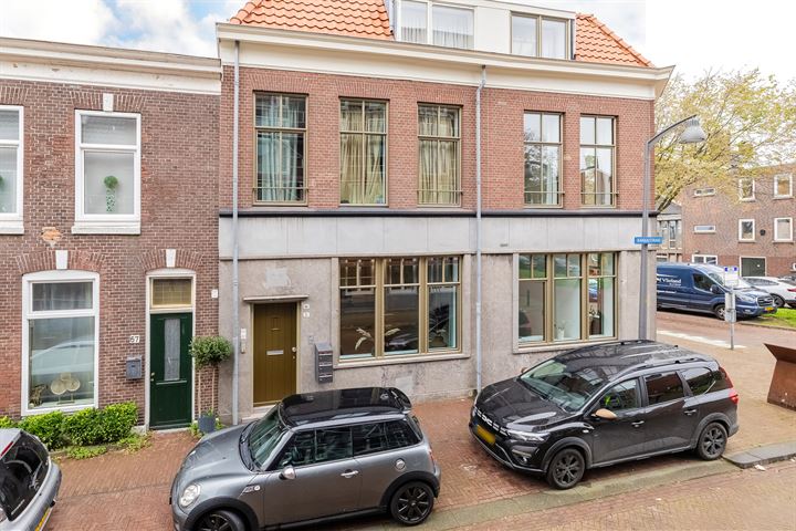 View photo 1 of Kanaalstraat 71