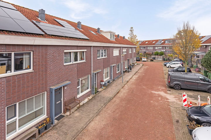 Bekijk foto 42 van Schermeerstraat 3