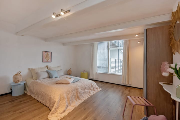 Foto 20 van Buitenwatersloot 79