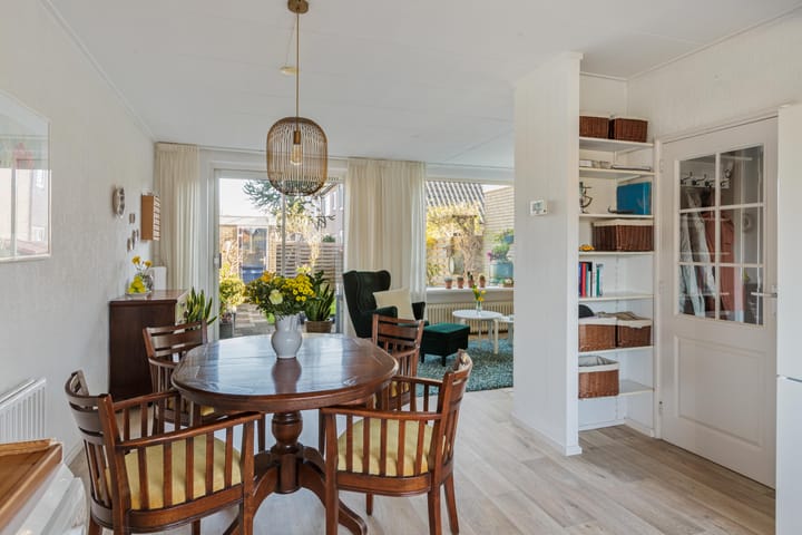 Foto 9 van Julianalaan 121