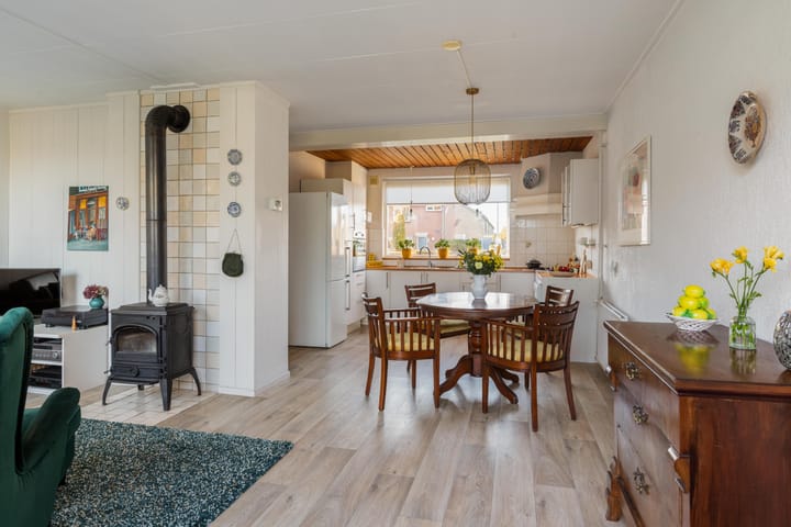 Foto 11 van Julianalaan 121