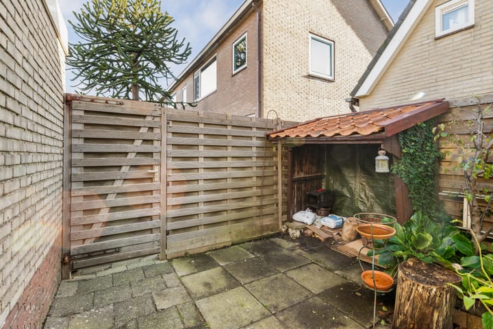 Foto 38 van Julianalaan 121