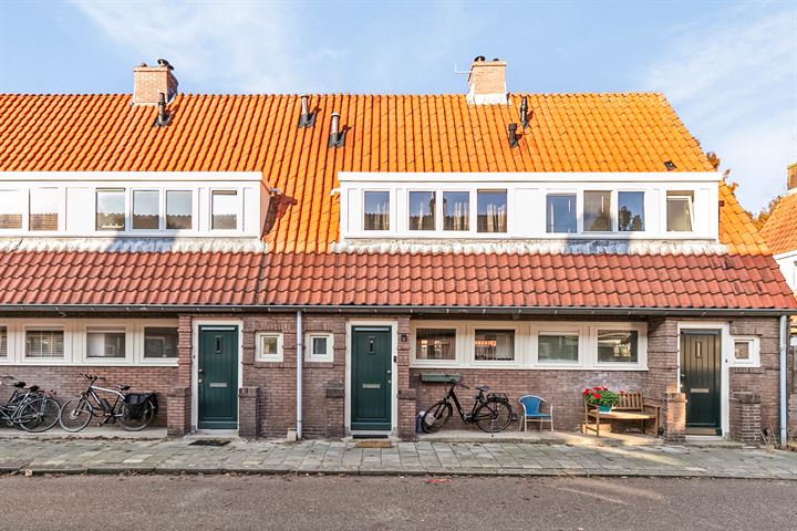 View photo 26 of Oterleekstraat 14