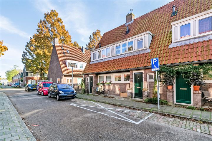 View photo 27 of Oterleekstraat 14