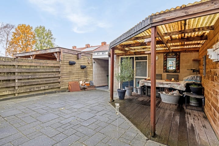 Foto 25 van Posthoorn 7