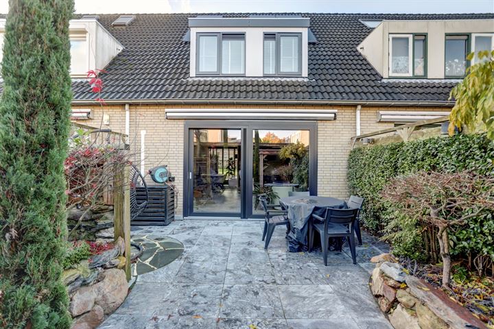 Bekijk foto 31 van Tulpstraat 13