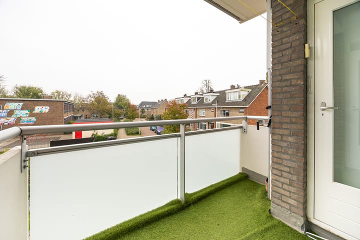 Foto 15 van Ambonstraat 16