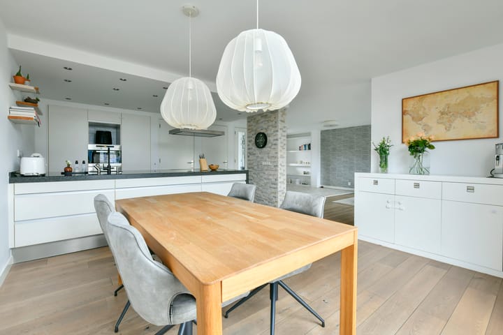 Foto 4 van Purperreiger 56