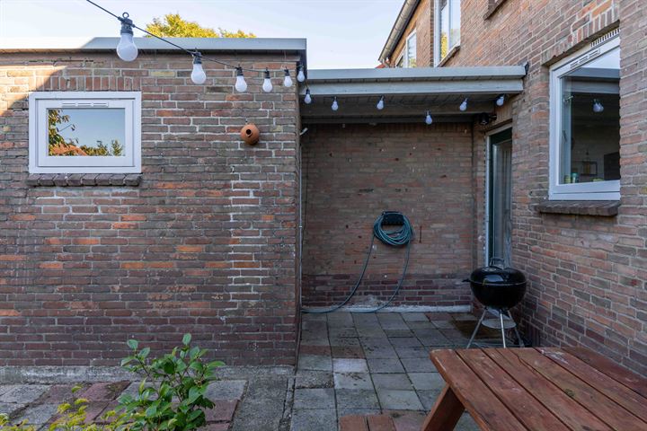 Bekijk foto 40 van De Houtmanstraat 18