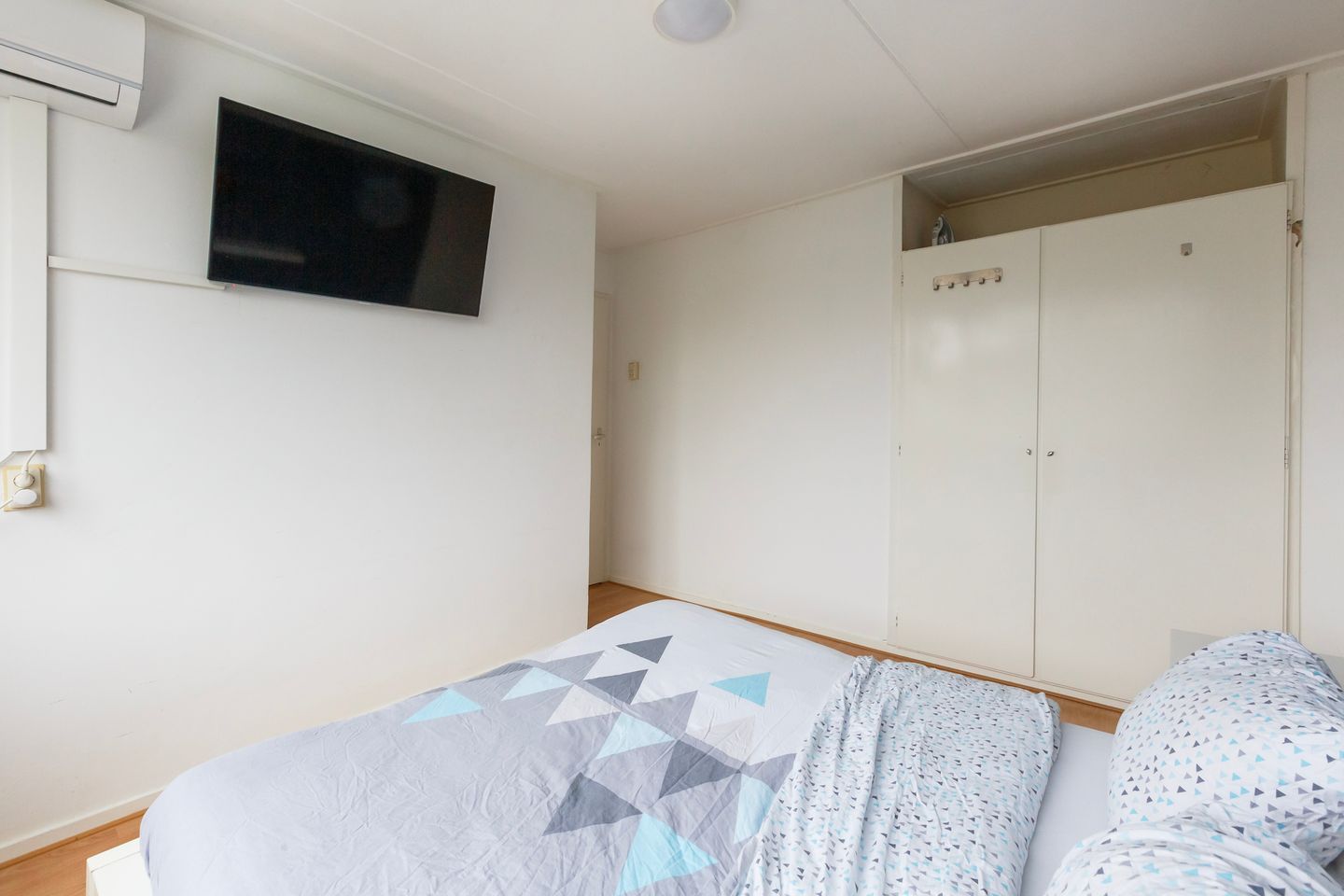 Foto 19 van van Lennepstraat 9