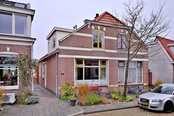 Bekijk foto van Lagestraat 40