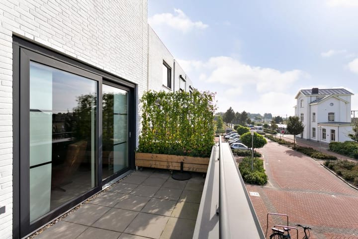 Foto 20 van Stationsstraat 83