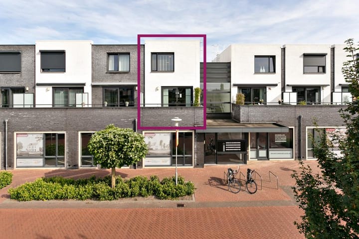 Foto 32 van Stationsstraat 83