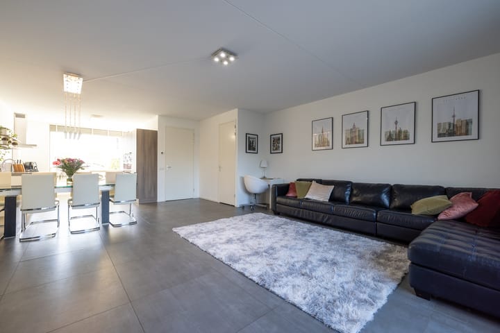 Foto 3 van Tinbergenlaan 74