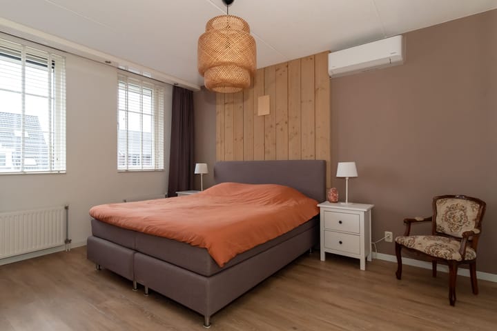 Foto 15 van Teunisbloem 5