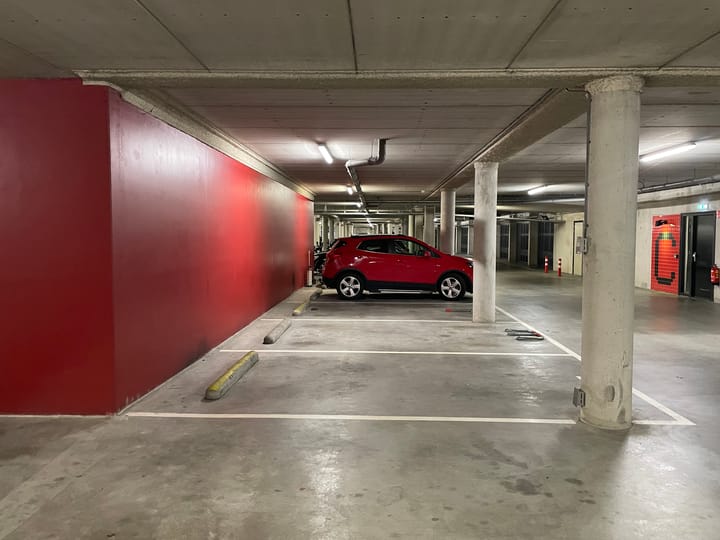 Photo 3 of Bert Haanstrahof