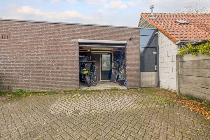 Bekijk foto 37 van Kanaalstraat 139-A