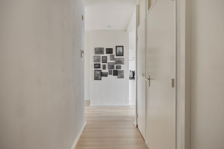 Foto 34 van Debussystraat 15