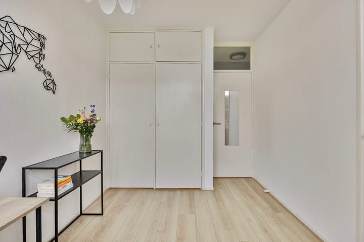 Foto 44 van Debussystraat 15