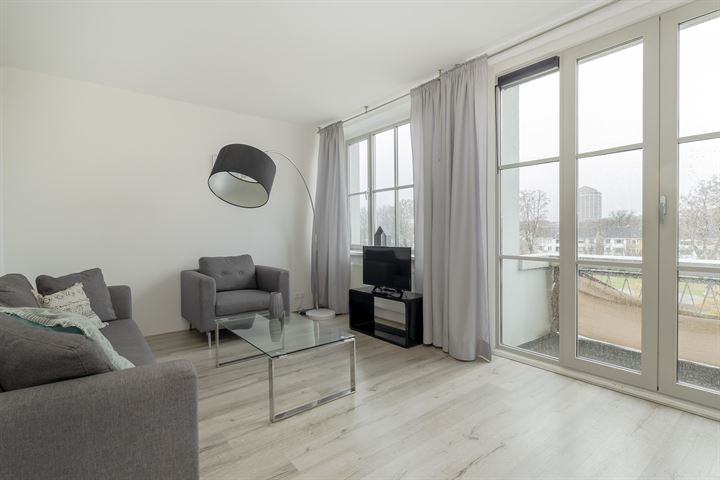 View photo 4 of Koningsplein flat 116-E