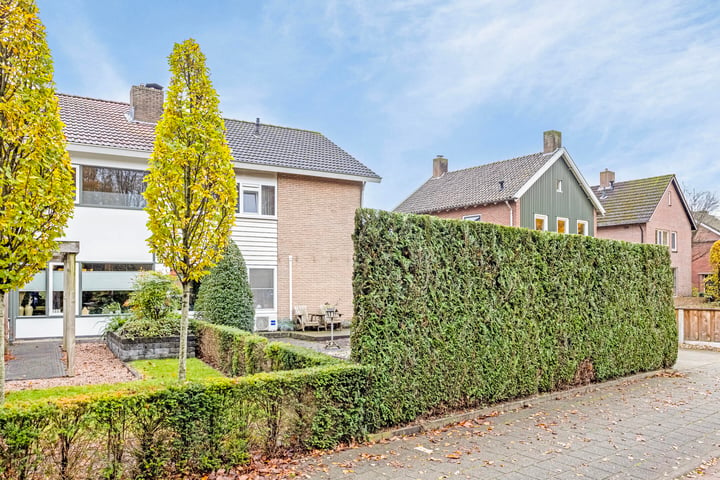 Bekijk foto 43 van Hengelosestraat 66