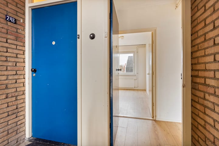 Foto 8 van Castorweg 250