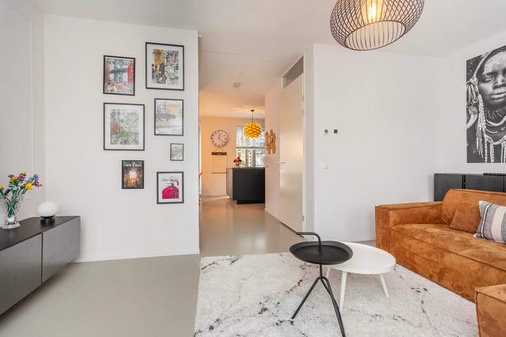 Foto 8 van Roentgenstraat 89