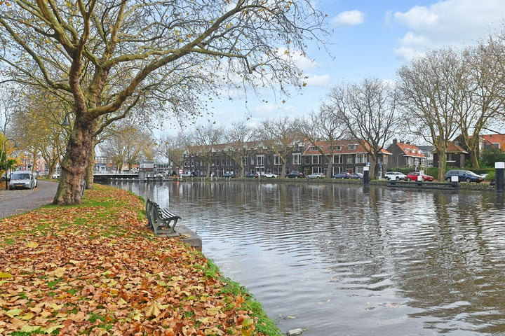 Bekijk foto 42 van Nieuwelaan 122