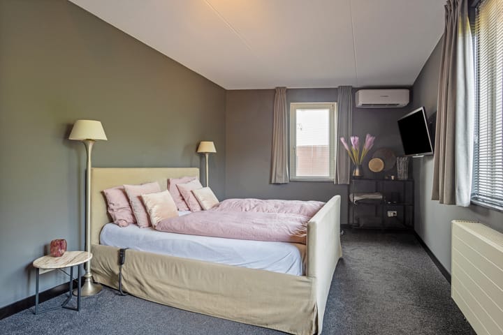 Photo 25 of Waterland 126