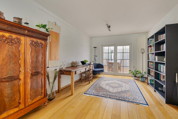 Photo 11 of Sophiastraat 103