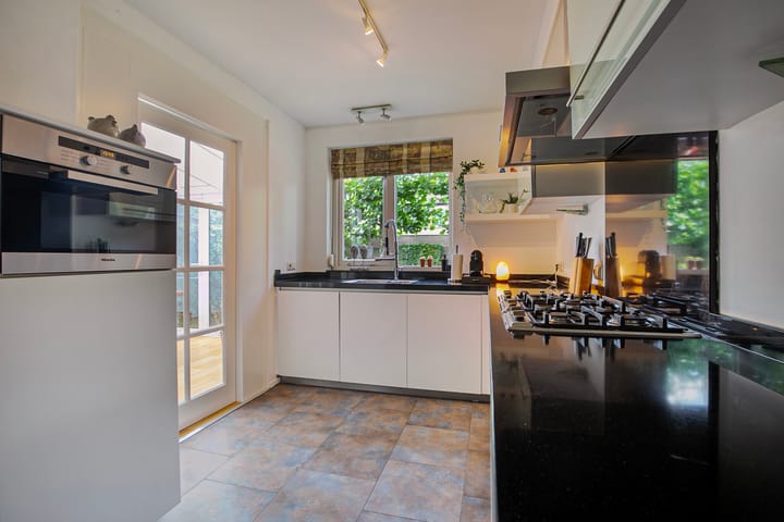 Photo 14 of Sophiastraat 103