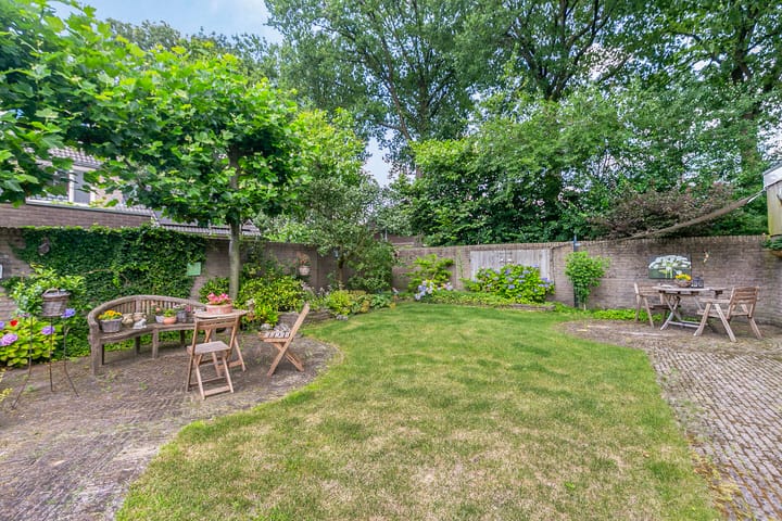 Photo 26 of Sophiastraat 103