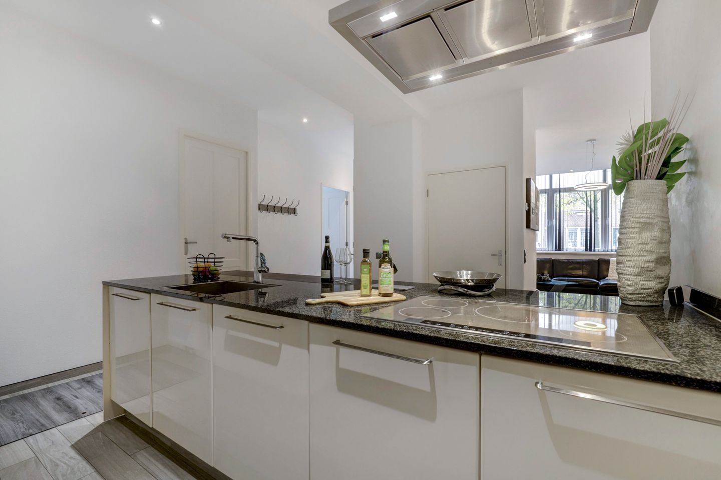 Foto 10 van Nieuwe Maasstraat 104-A