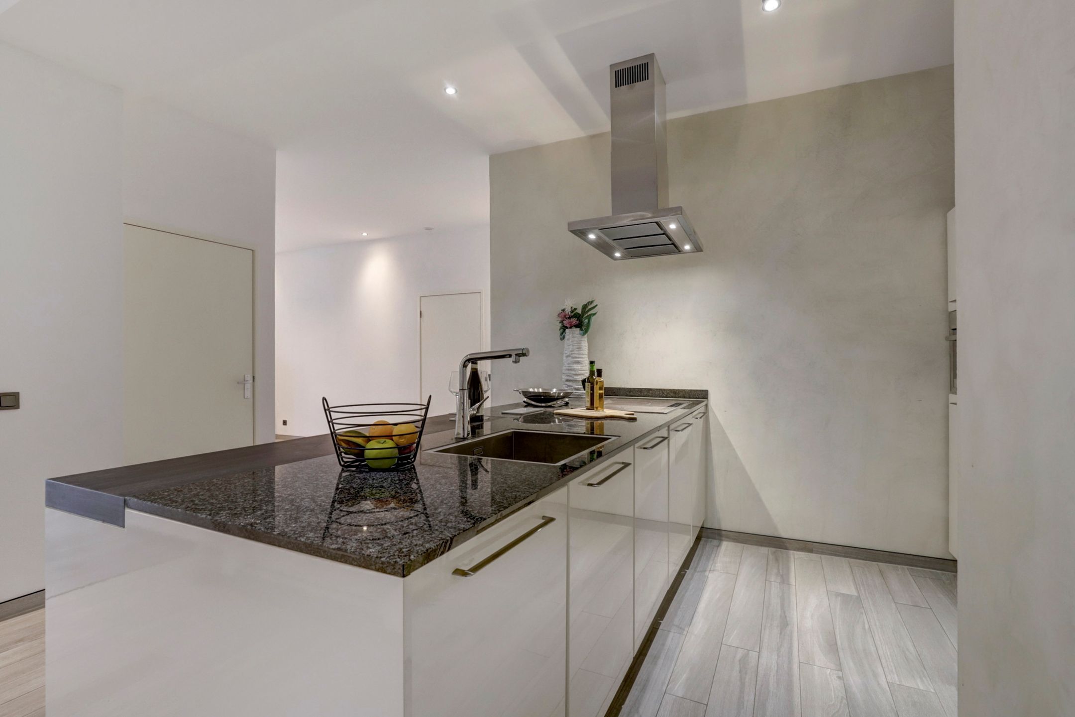 Foto 12 van Nieuwe Maasstraat 104-A