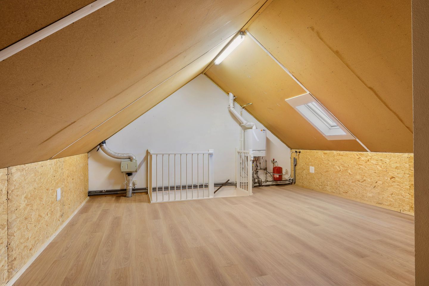 Photo 19 of Donge 33