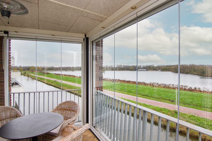 Foto 1 van J. Bijhouwersstraat 65