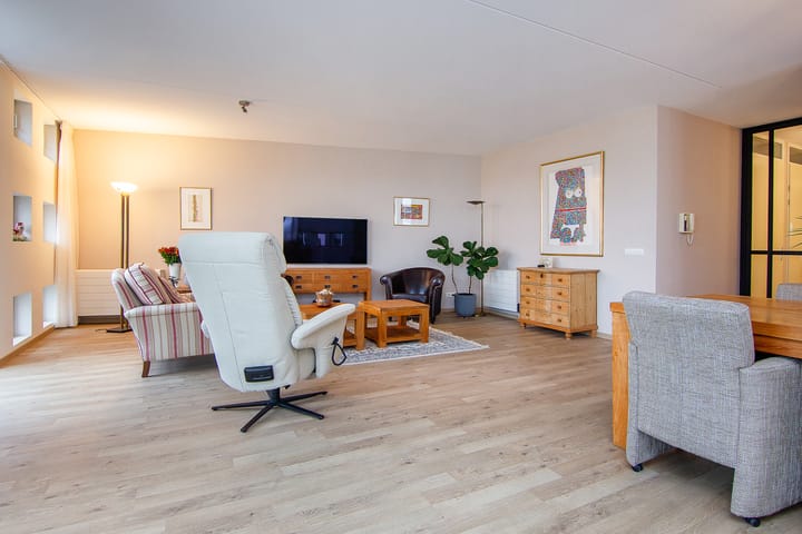 Foto 9 van J. Bijhouwersstraat 65