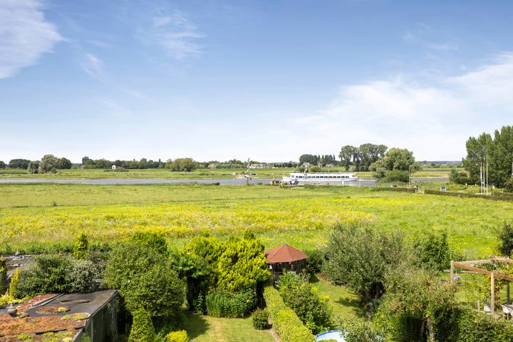 View photo 3 of Rijksstraatweg 19