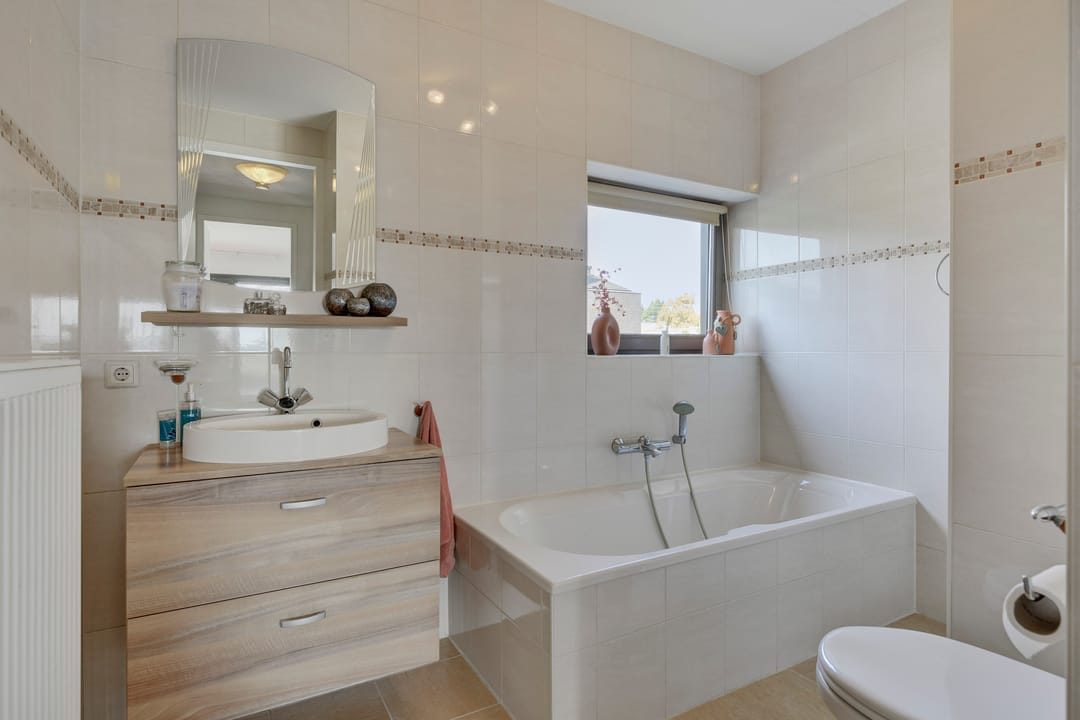 Photo 26 of De Barkentijn 10