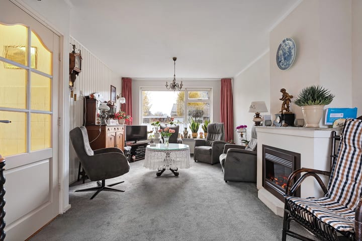 Foto 5 van Burg.van der Grondenstraat 28