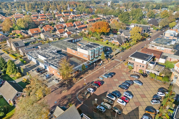 Bekijk foto 41 van Burg.van der Grondenstraat 28