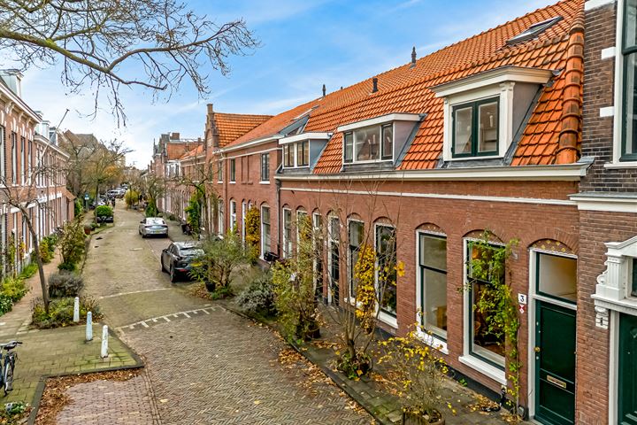 View photo 6 of Gerrit Doustraat 3